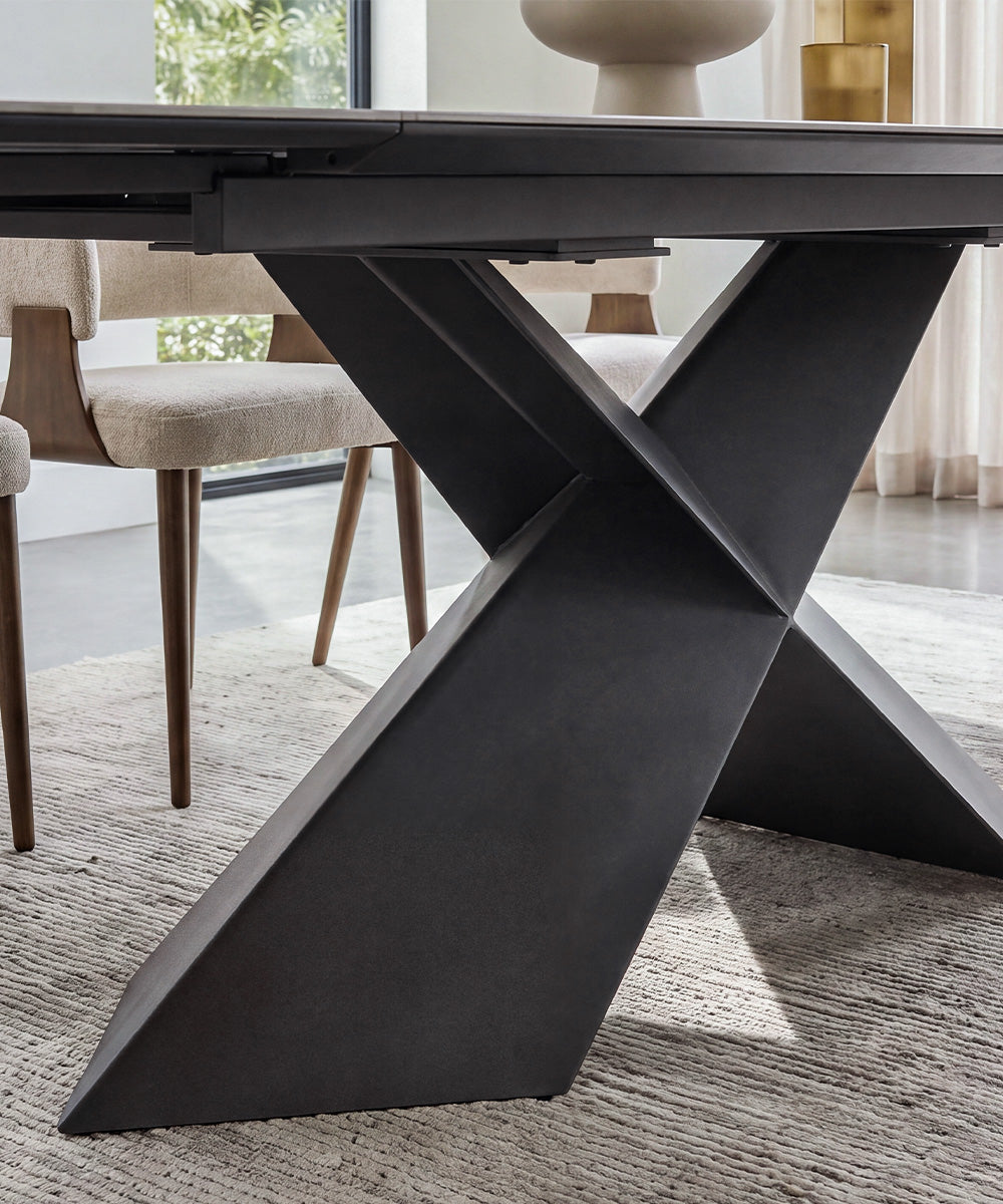 Extendable Tables